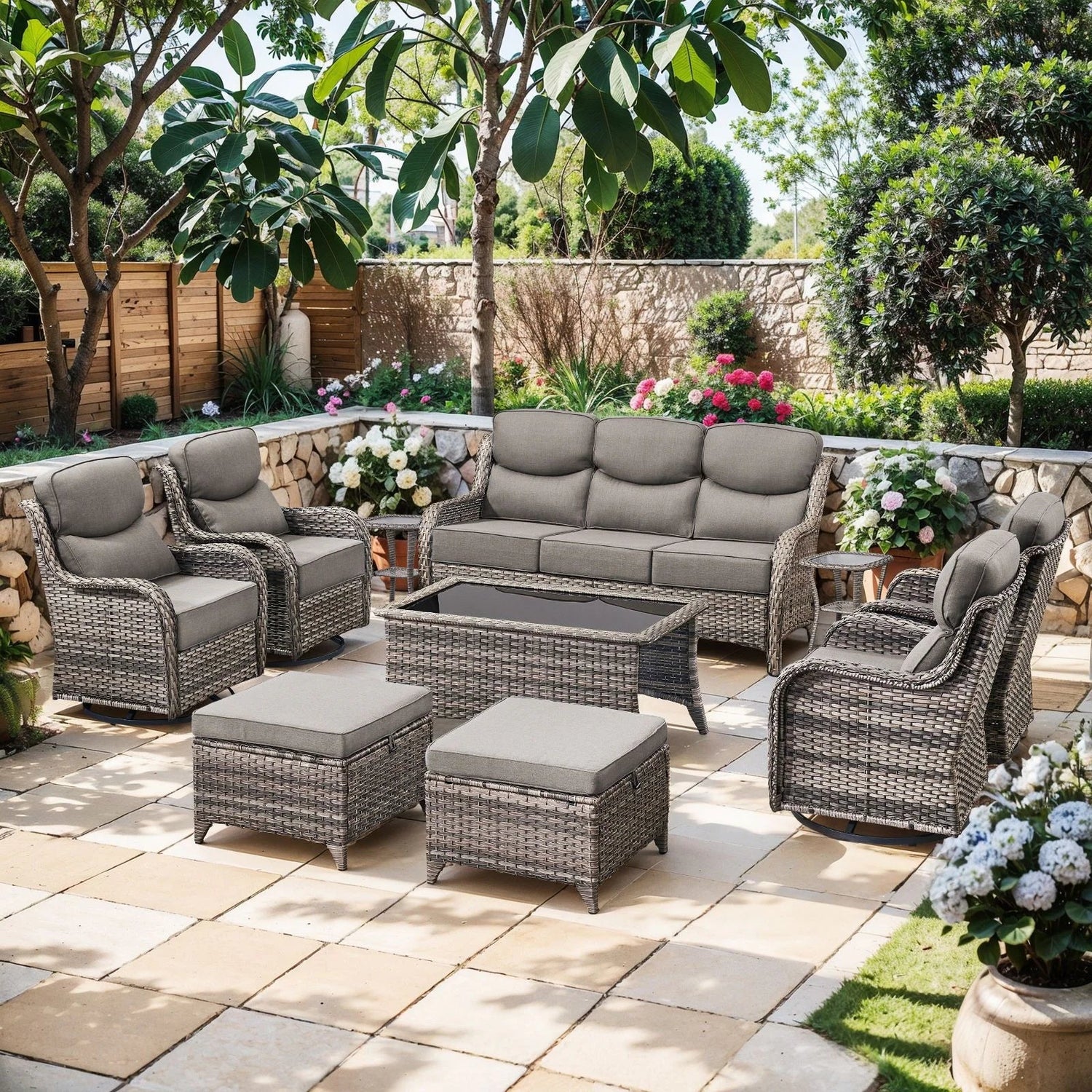 Outdoor Furniture & Seating