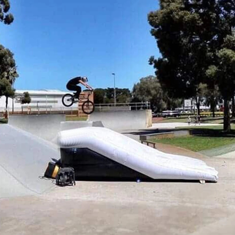 Commercial Duty PVC Inflatable Youth NextStep Airbag Landing Outdoor Stunt Landing  Airbag Ramp for MTB BMX Action Sports