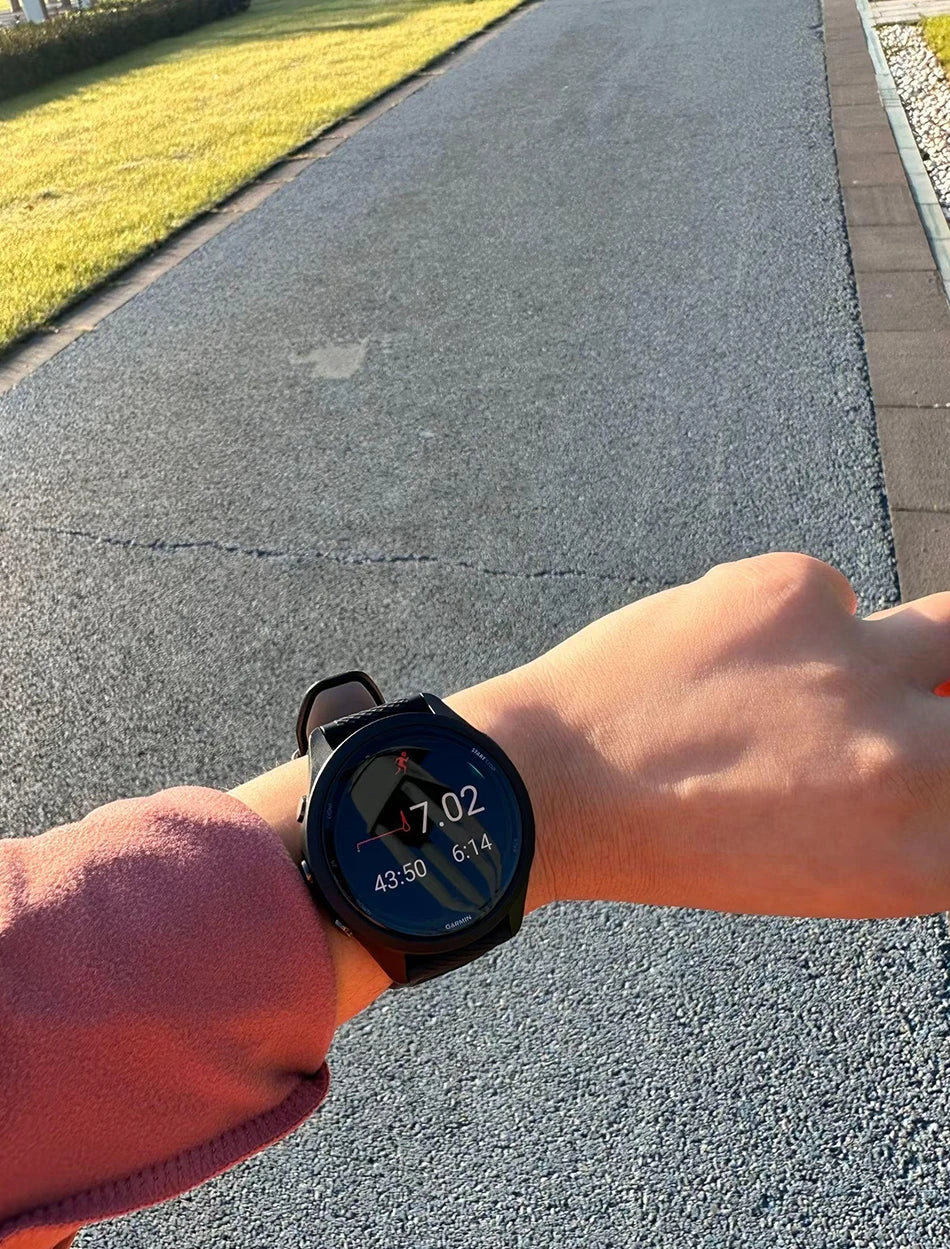 Garmin Forerunner 265 GPS 46mm Smartwatch 1.3" AMOLED Touchscreen Display Heart Rate Monitoring Training Metric Message Notice